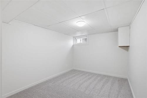 1866 Elgin Ave, Winnipeg, MB 