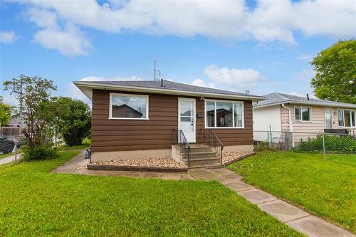1866 Elgin Ave, Winnipeg, MB 