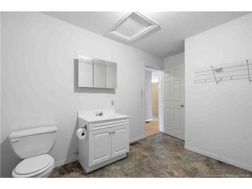 452 Pleasant Dr, Minto, NB 