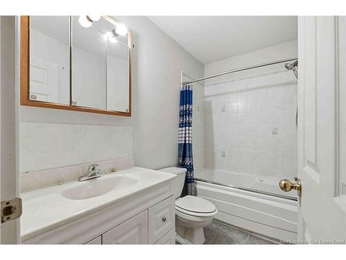452 Pleasant Dr, Minto, NB 
