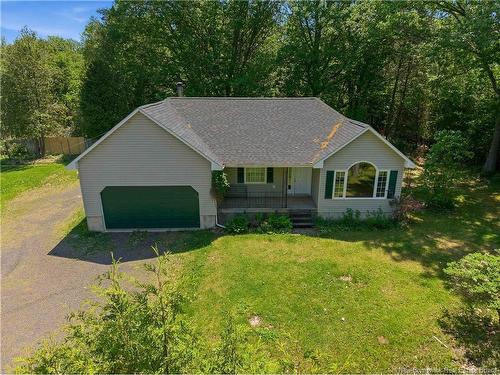 452 Pleasant Dr, Minto, NB 