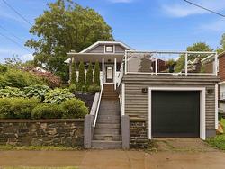 5 Dahlia Street  Dartmouth, NS B3A 2R6