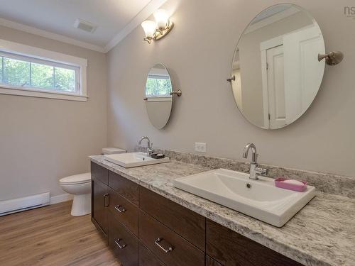 9118 316 Highway, New Harbour, NS 