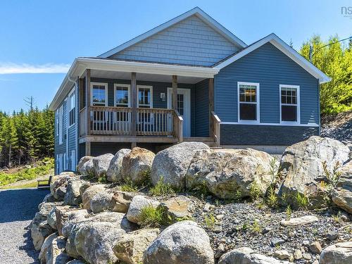 9118 316 Highway, New Harbour, NS 