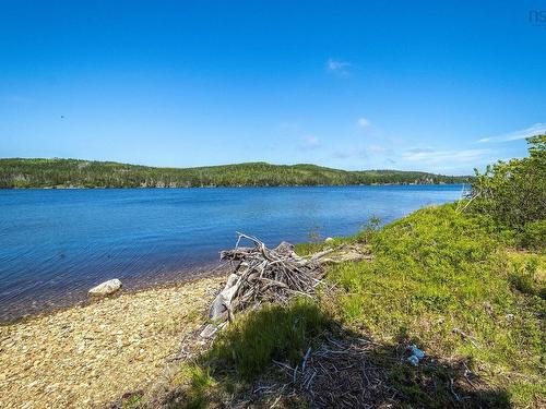 9118 316 Highway, New Harbour, NS 