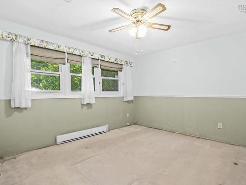 10 Plymouth Street, Halifax, NS - Indoor Photo Showing Other Room