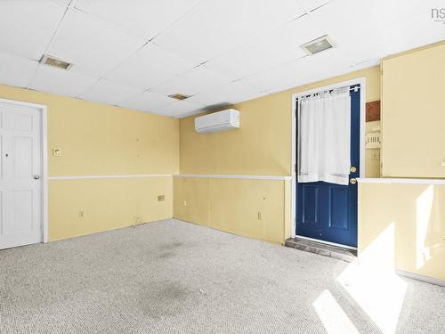 10 Plymouth Street, Halifax, NS - Indoor Photo Showing Other Room