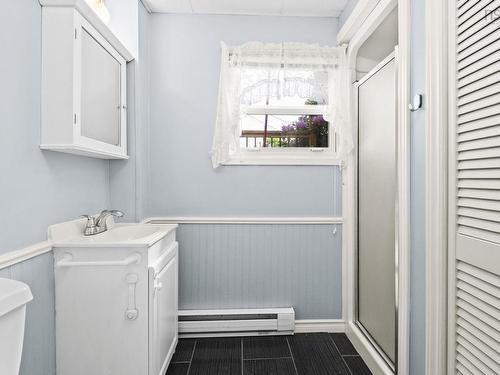 10 Plymouth Street, Halifax, NS - Indoor Photo Showing Laundry Room