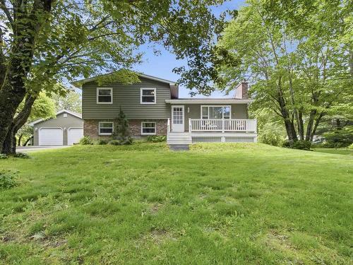 16 Mohawk Street, Hammonds Plains, NS 