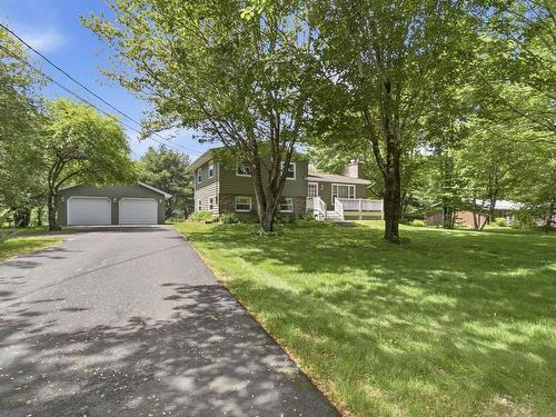 16 Mohawk Street, Hammonds Plains, NS 