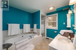 Main floor 4 pc bath - 