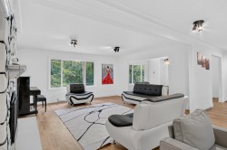 Salon - 