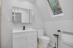 Salle de bains attenante à la CCP - 