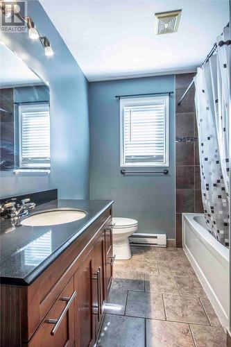 13 Pennells Road, Conception Bay South, NL - Indoor Photo Showing Bathroom