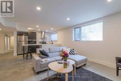 LOWER - 49 CHIPPEWA AVENUE Ottawa, ON K2G 1X8