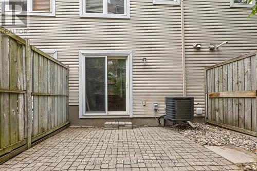 318 Gotham Private, Ottawa, ON 