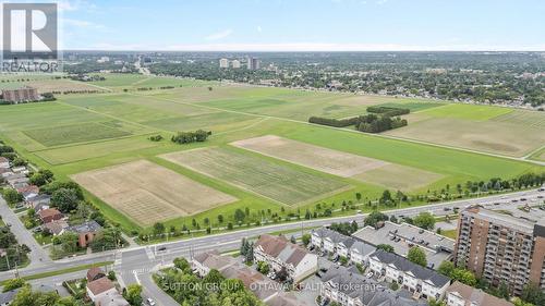 318 Gotham Private, Ottawa, ON 