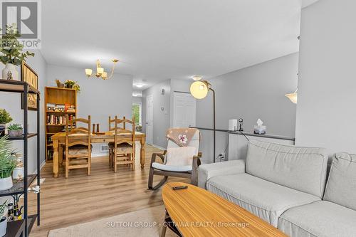 318 Gotham Private, Ottawa, ON 