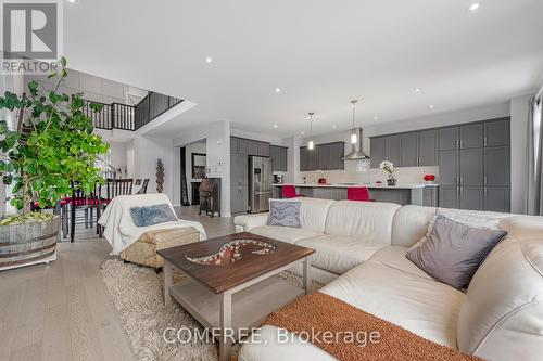 792 Twist Way, Ottawa, ON 