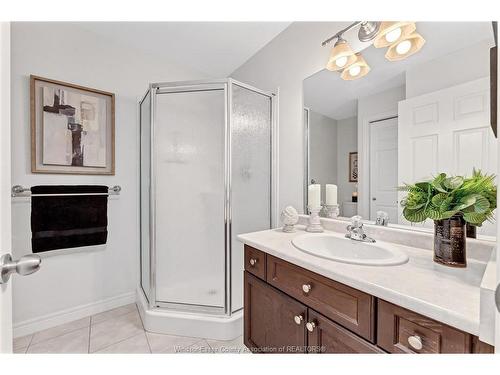 1535 Luxury, Windsor, ON 