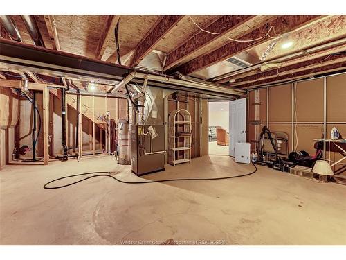 1535 Luxury, Windsor, ON 