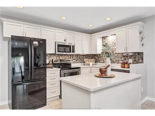 1535 Luxury, Windsor, ON 