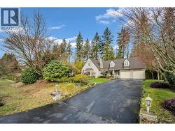 539 NEWCROFT PLACE  West Vancouver, BC V7T 1W9