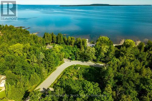 Walking Distance to Georgian Bay - 36 Seguin Crescent, Tiny, ON 