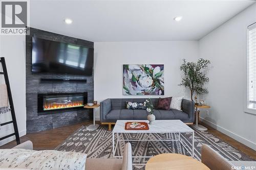 722 East Drive, Saskatoon, SK 