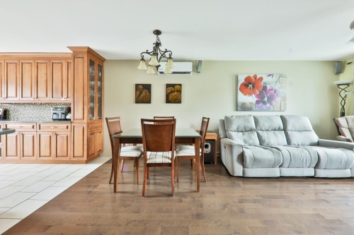 Dining Room - 8377 Rue Marius-Barbeau, Laval (Saint-François), QC - Indoor