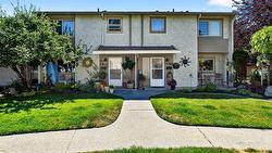 29-310 Yorkton Avenue  Penticton, BC V2A 6Z8
