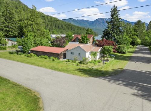 112 Josephine Street, New Denver, BC 