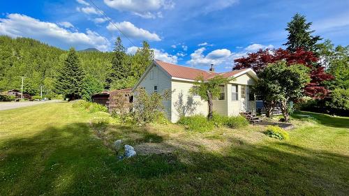 112 Josephine Street, New Denver, BC 