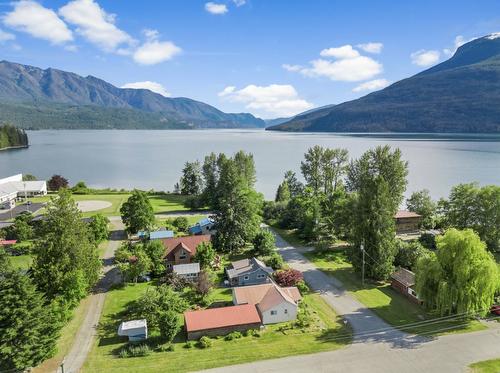 112 Josephine Street, New Denver, BC 