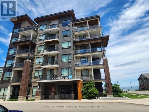 206 - 10 ESPLANADE LANE  Grimsby (Grimsby Beach), ON L3M 0H1