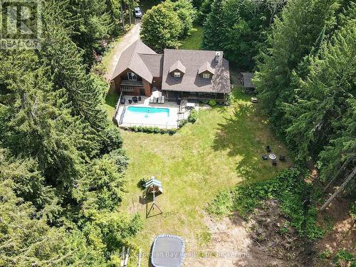 19 Kingfisher Crescent, Tiny, ON - Outdoor With In Ground Pool