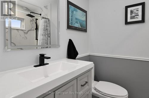 ENSUITE - 4 Moore Avenue, Tay, ON - Indoor Photo Showing Bathroom