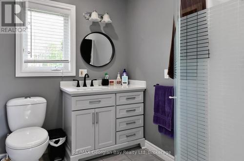 MAIN BATH - 4 Moore Avenue, Tay, ON - Indoor Photo Showing Bathroom