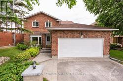 34 CONSTABLE STREET  Ottawa, ON K2J 3E4