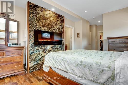 1271 Field Street, Ottawa, ON 