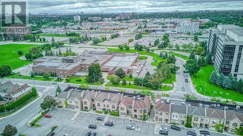 84 Centrepointe Drive, Ottawa, ON 
