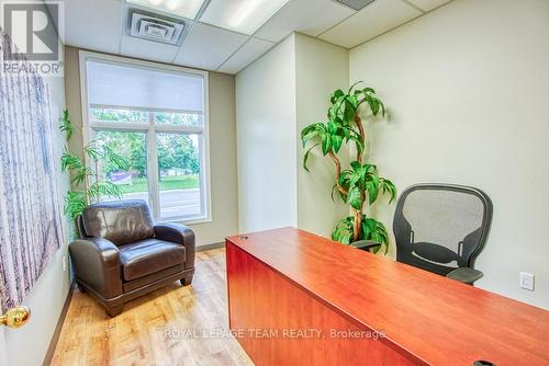84 Centrepointe Drive, Ottawa, ON 