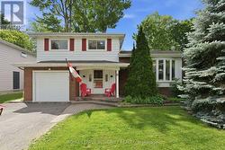 6 WOODVIEW CRESCENT Ottawa, ON K1B 3A9