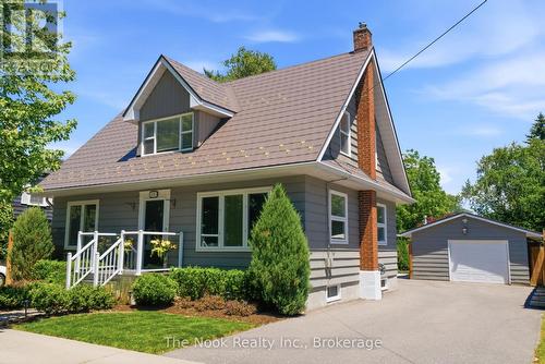 321 PALACE STREET  Whitby (Downtown Whitby), ON L1N 5G4