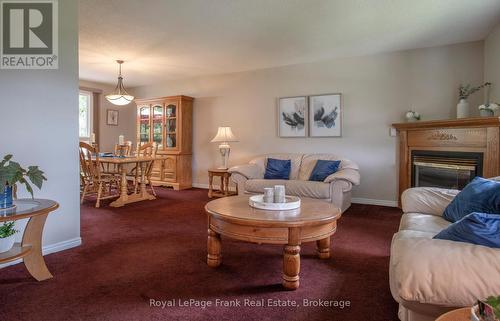 53 Williams Point Road, Scugog, ON - Indoor Photo Showing Living Room With Fireplace