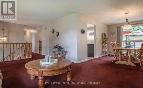 53 Williams Point Road, Scugog, ON - Indoor Photo Showing Dining Room