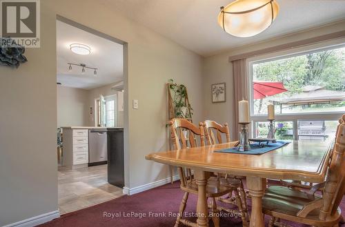 53 Williams Point Road, Scugog, ON - Indoor Photo Showing Dining Room
