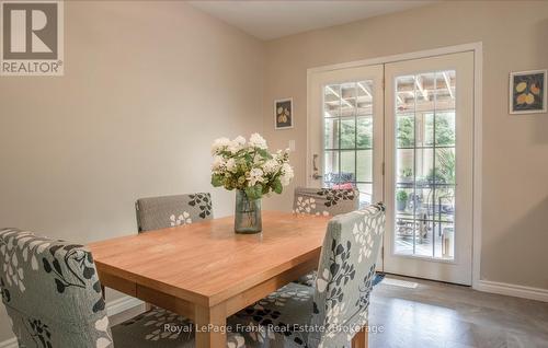 53 Williams Point Road, Scugog, ON - Indoor Photo Showing Dining Room