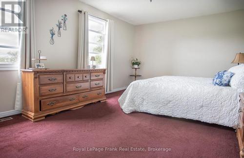 53 Williams Point Road, Scugog, ON - Indoor Photo Showing Bedroom