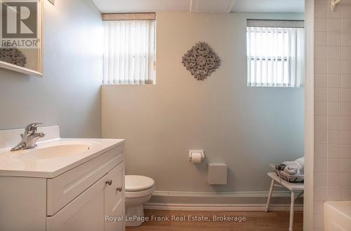 53 Williams Point Road, Scugog, ON - Indoor Photo Showing Bathroom
